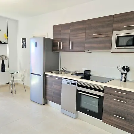 Casa de hóspedes Comfortable In Shared Close To The Airport-sea San Isidro (Tenerife)