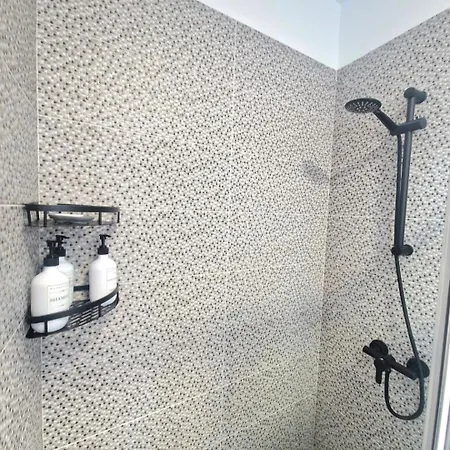 Comfortable In Shared Close To The Airport-sea